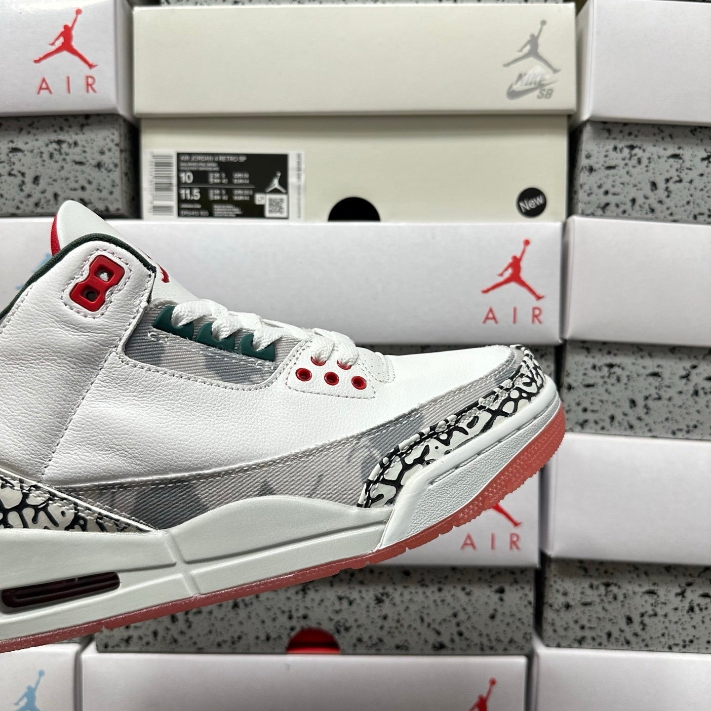 Jordan 3 Retro Wings