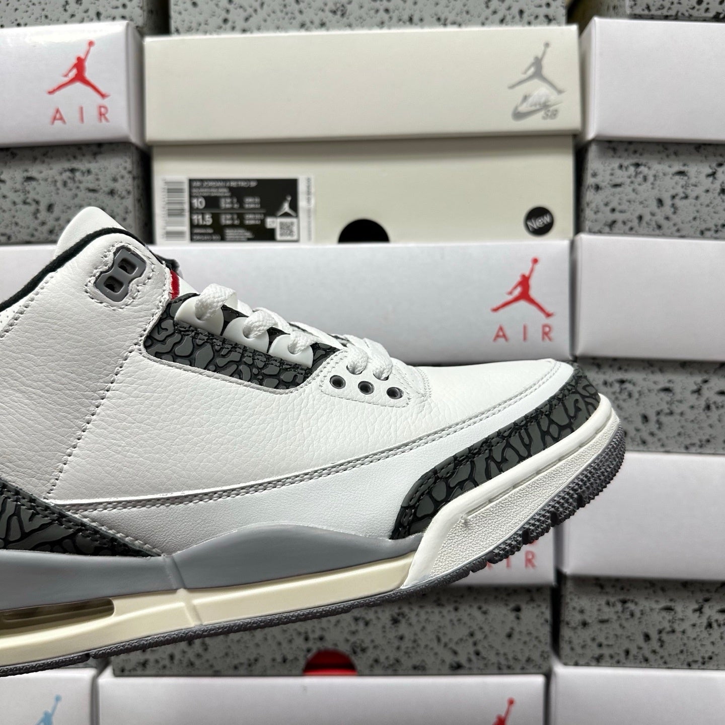 Jordan 3 Retro Cement Grey
