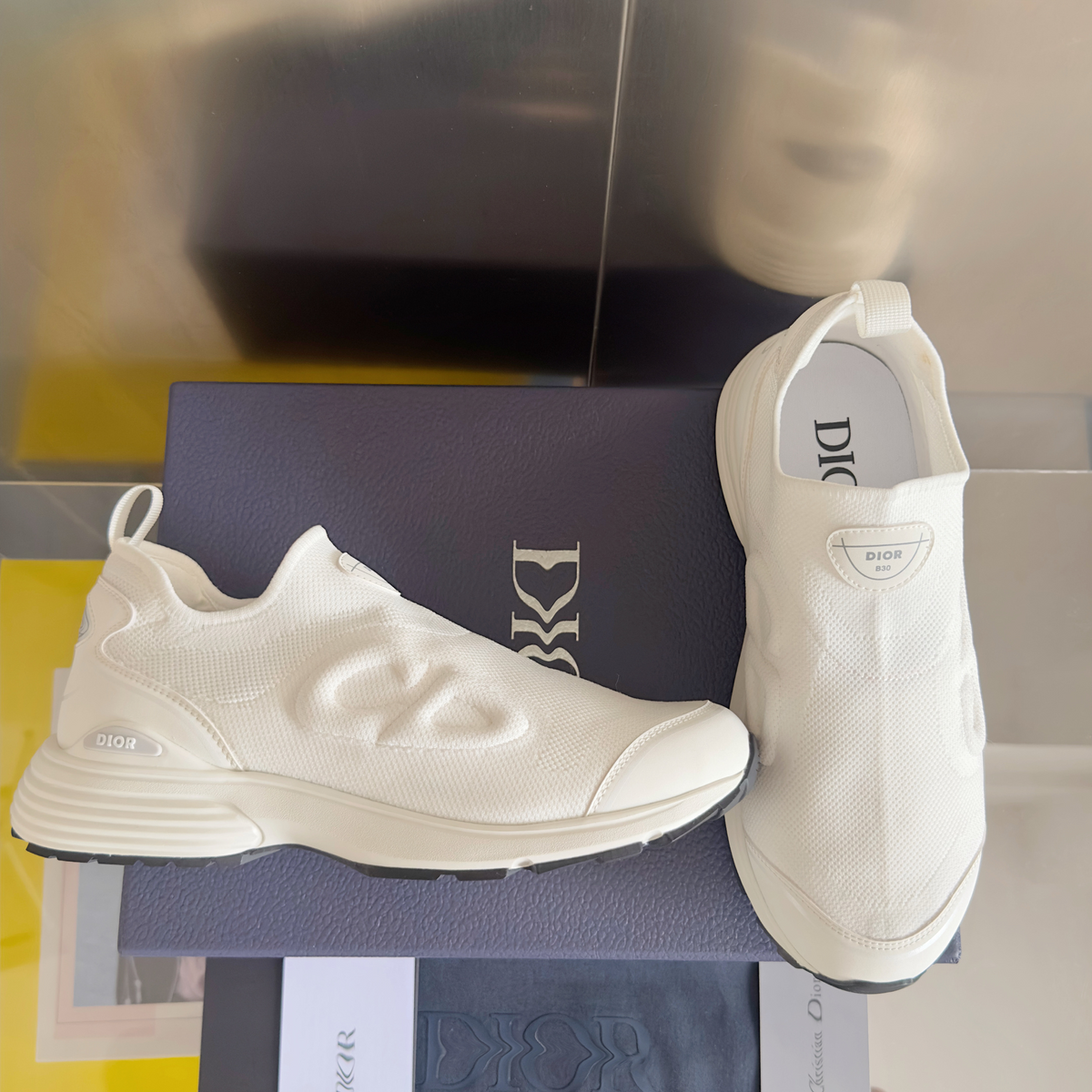 B30 Countdown Slip-On White