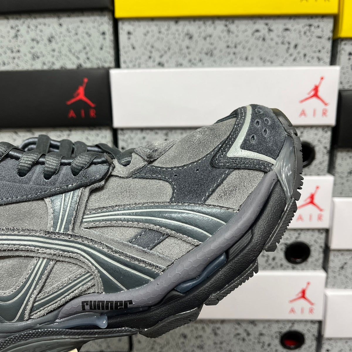 Balenciaga Runner 7.5 Whale Grey
