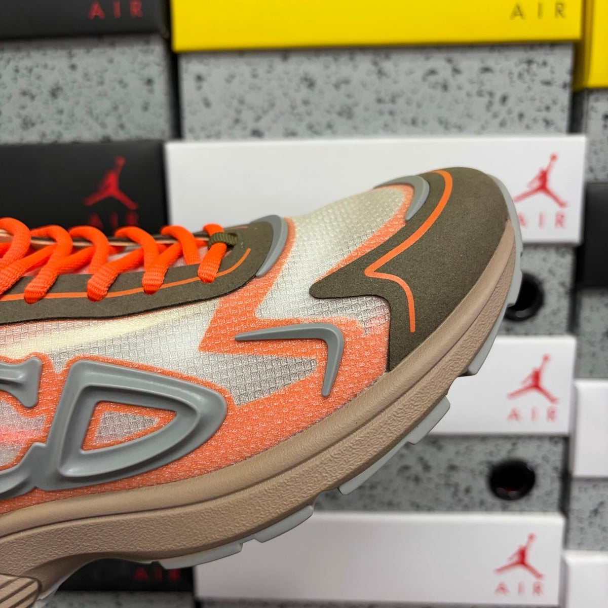 B30 Countdown Tech Orange Brown