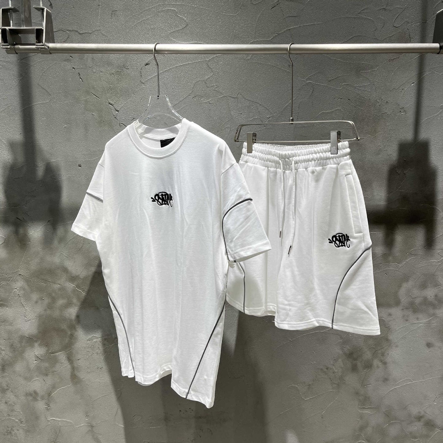 Syna World Reflective Short Set White