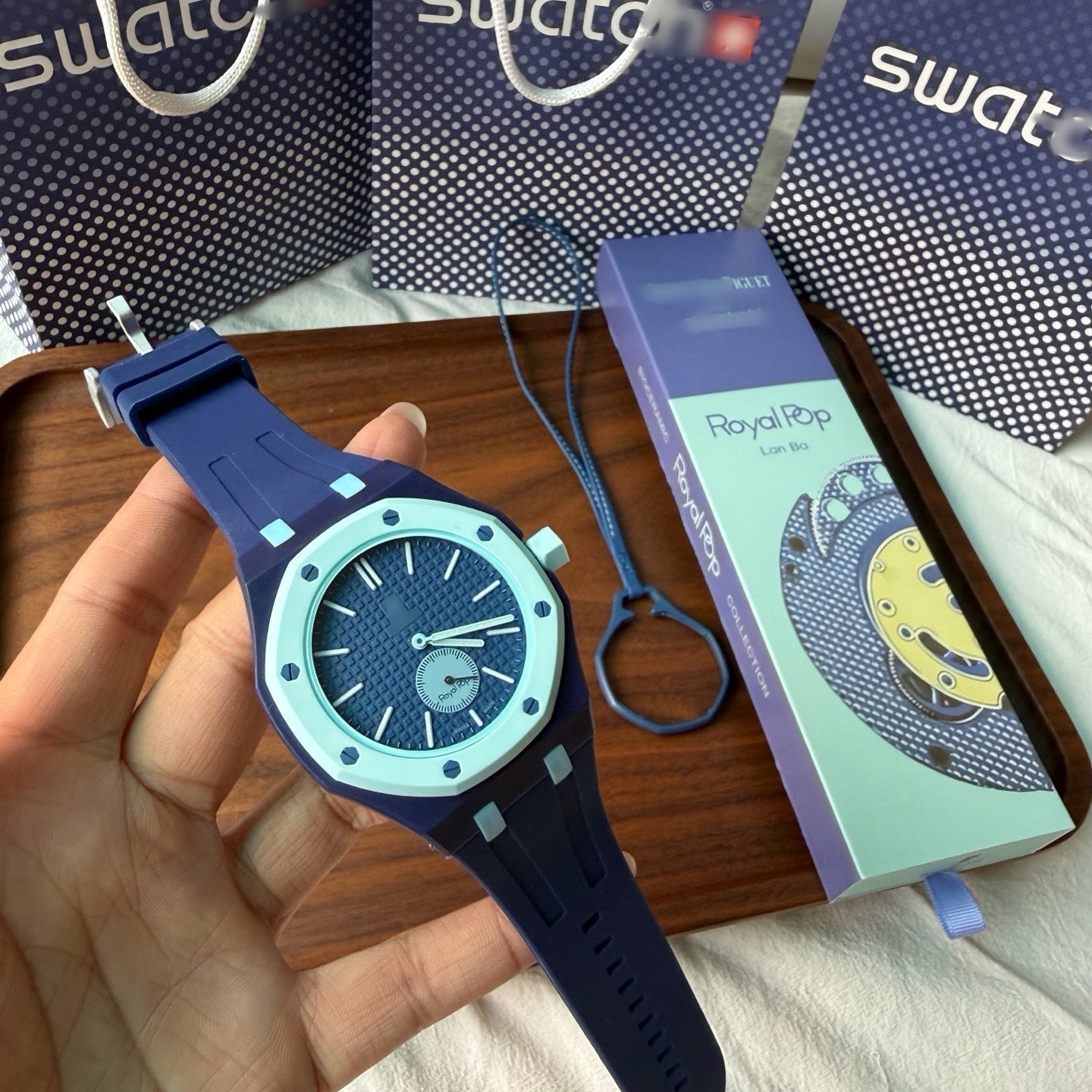 AP x Swatch Royal Pop LAN BA