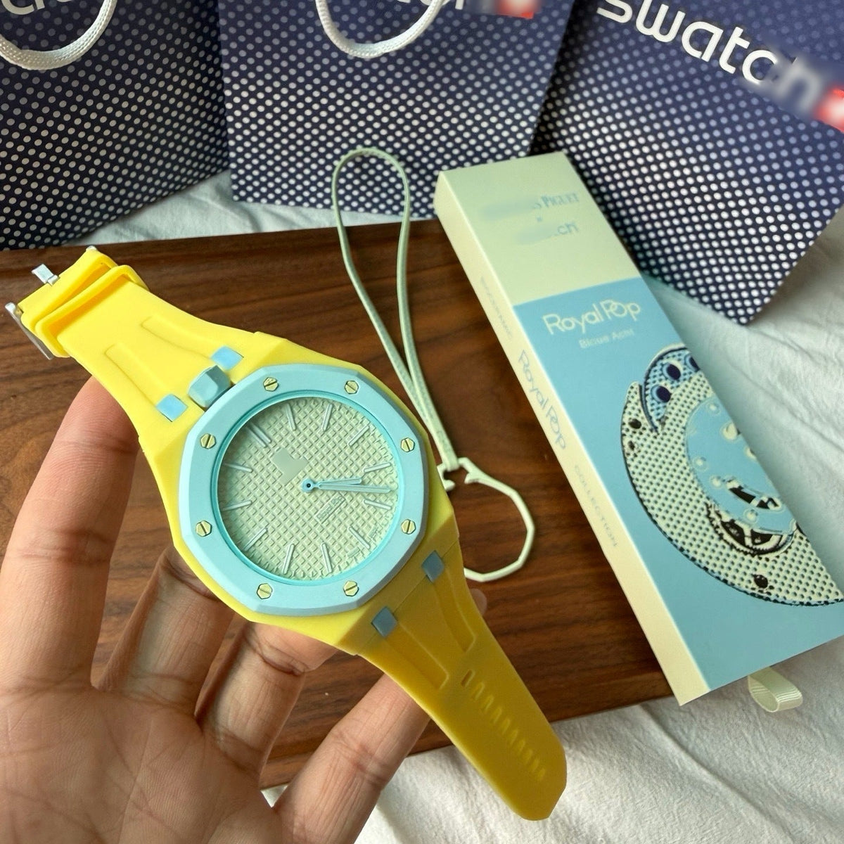 AP x Swatch Royal Pop BLAUE ACHT