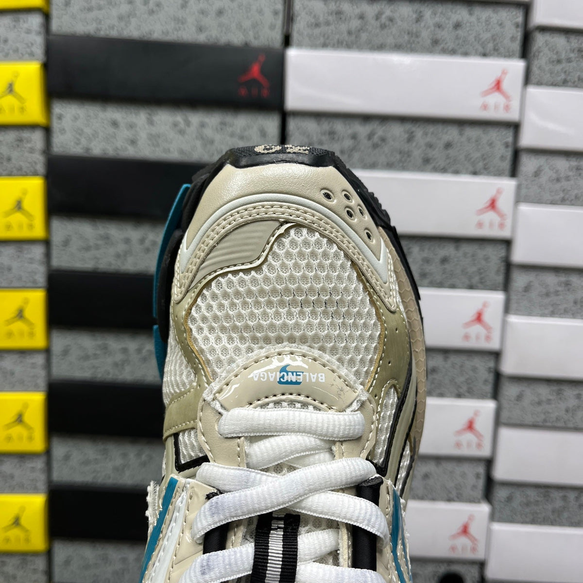 Balenciaga Runner 7.5 Cream Blue White