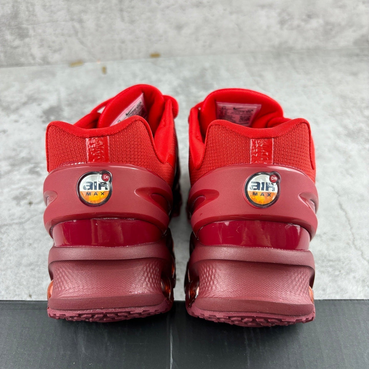 Nike Air Max DN8 Cherry Red